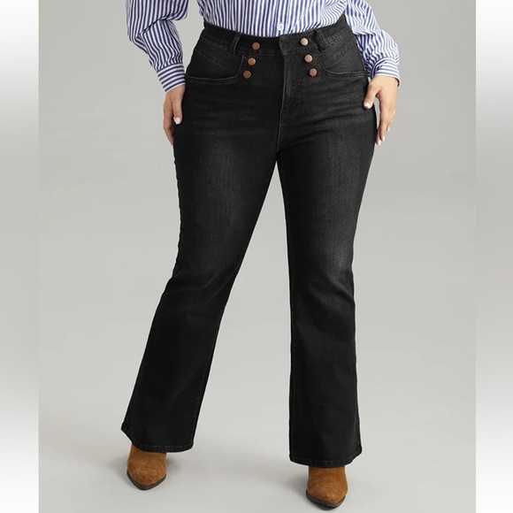 BloomChic Plus Size 2XL Flare Leg Button Detail High Rise Jeans us20 - Picture 1 of 6